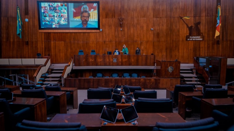 Em sessão remota, parlamentares aprovaram matérias enviadas à Assembleia Legislativa em julho, sob regime de urgência - Foto: Joel Vargas/ALRS