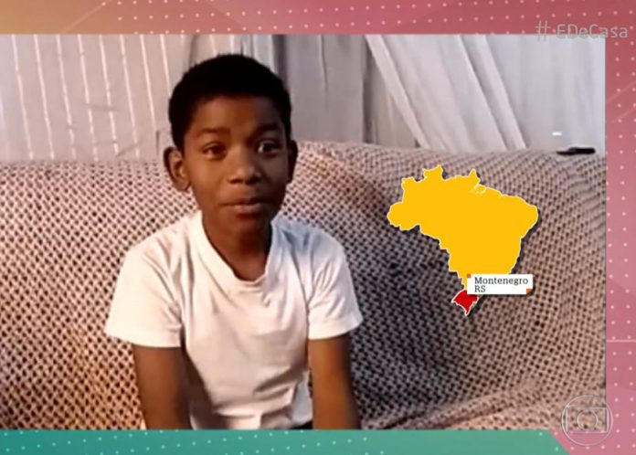 Adriano, de 12 anos, participou do programa É de Casa, na manhã de sábado - Reprodução/FN
