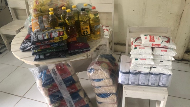 A Associação Êxodo recebeu 150 quilos de alimentos - Foto: Divulgação Defesa Civil