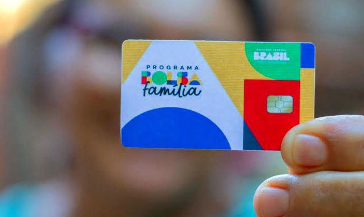 O Bolsa Família estabelece um benefício mínimo de R$ 600 por família Foto: MDAS/Divulgação