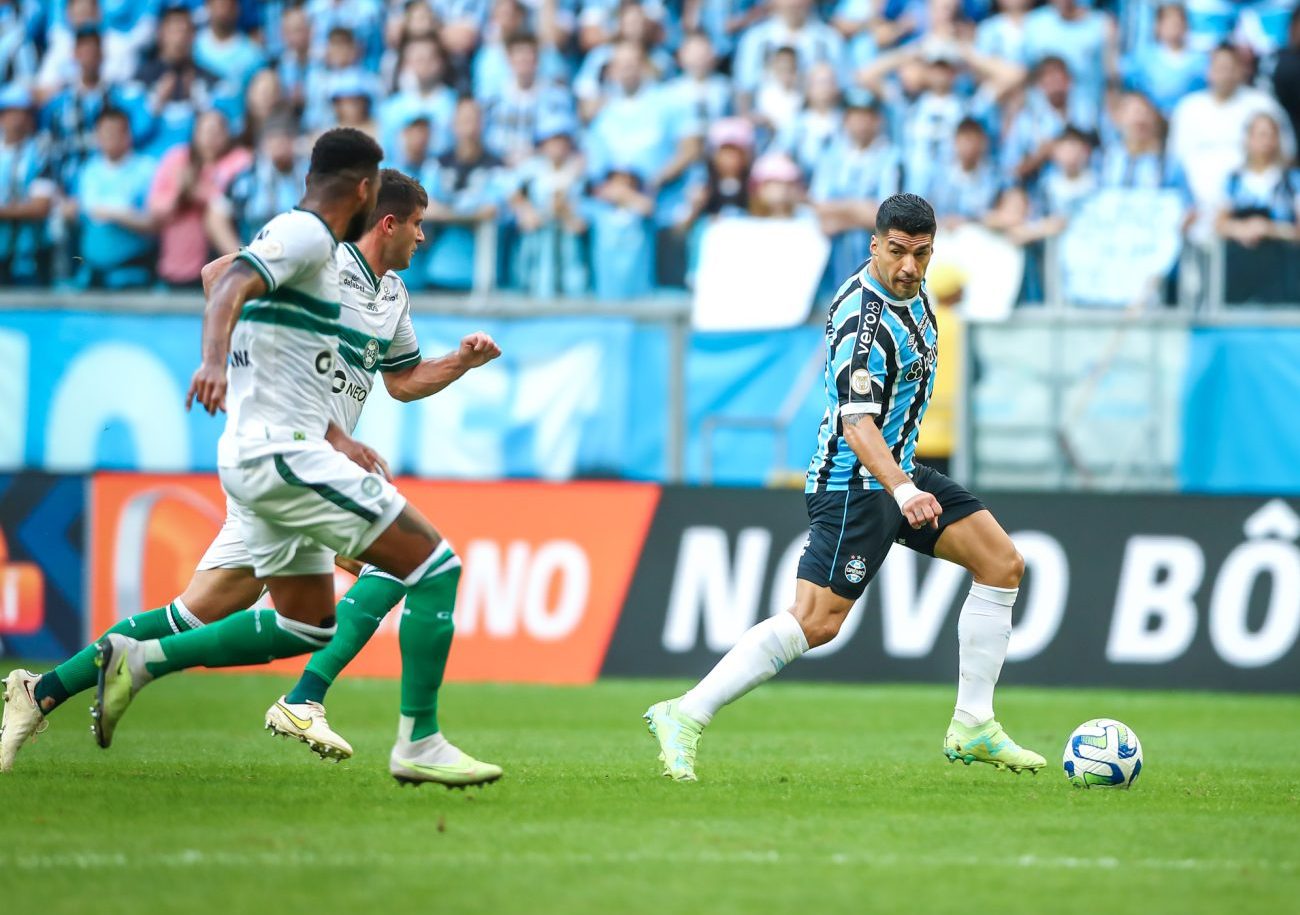 Cristaldo, Villasanti, Bitello, Suárez e André Henrique marcaram os gols do clube gaúcho Foto: Lucas Uebel/Grêmio
