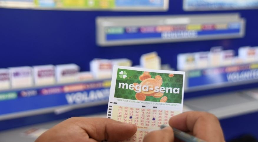 As apostas podem ser feitas até as 19h nas agências lotéricas ou pela internet Foto: Divulgação