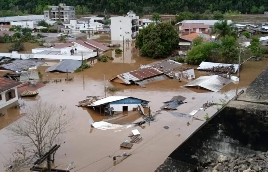 Cheia do rio Taquari deixou moradores da região ilhados. Foto: Divulgação