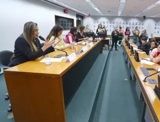 Comissão de Defesa dos Direitos da Mulher aprova repúdio ao filho de Lula por agredir ex-mulher