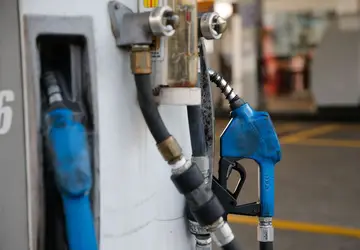 No início de junho, os Estados promoverão alterações no formato de cobrança do ICMS sobre a gasolina Foto: Fernando Frazão/Agência Brasil