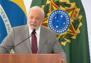 O "Desenrola" dos pequenos negócios foi lançado pelo presidente Lula em cerimônia no Palácio do Planalto nesta segunda-feira Foto: Reprodução
