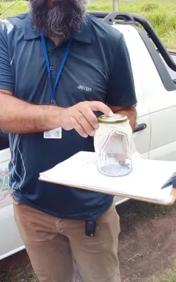 Moradora encontra escorpião durante faxina dentro de casa em Tabaí